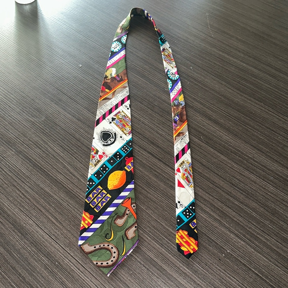 Vintage Nicole Miller Tie Las Vegas/Casino themed great colors 1991